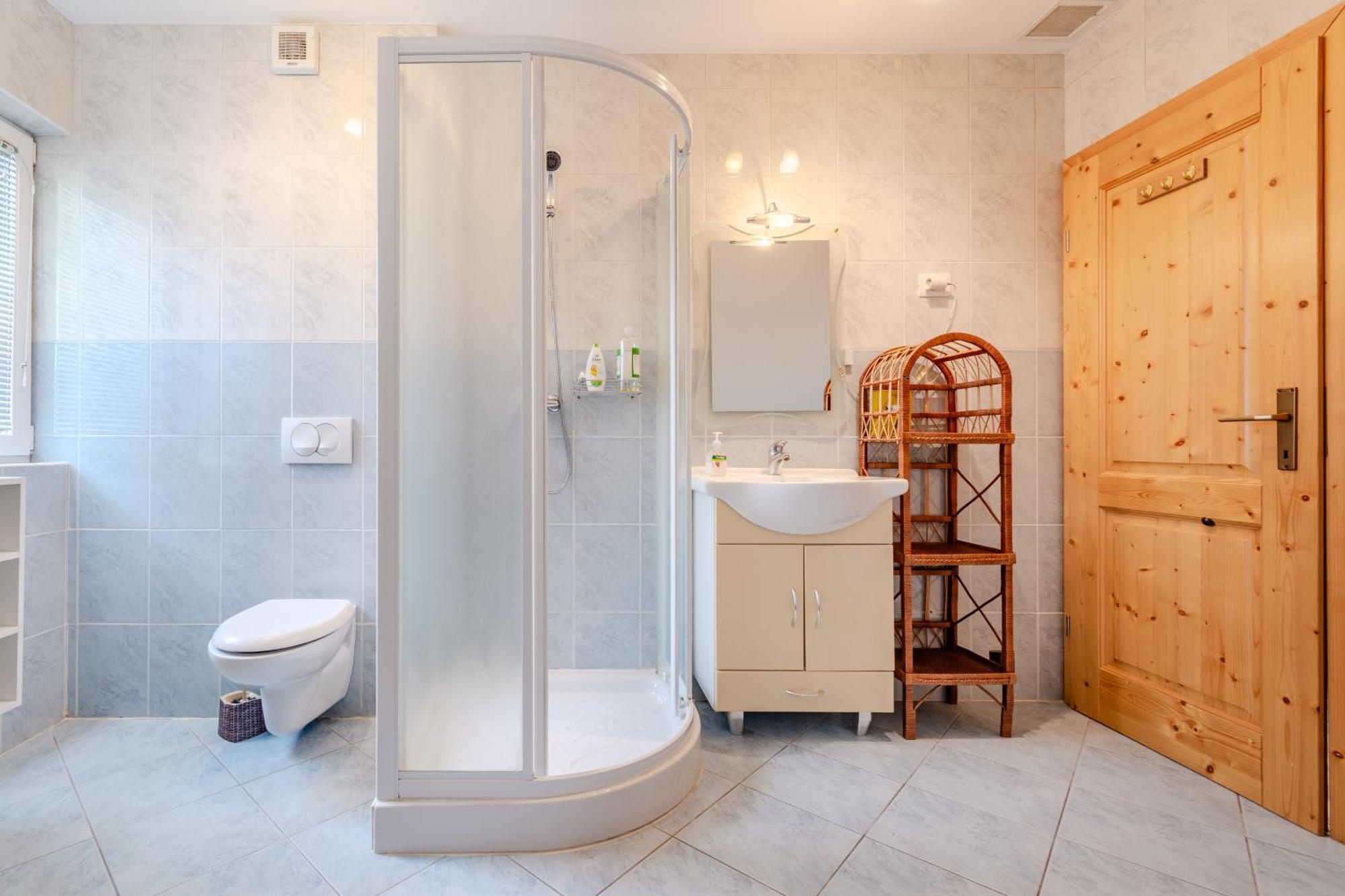 Apartment Pr' Stajercu With Free Onsite Parking Bovec Exterior photo